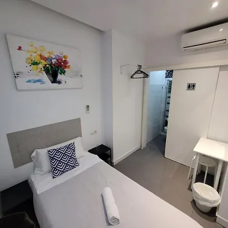 Ayz Frailes - Auto Check-in (adults Only) Πανσιόν