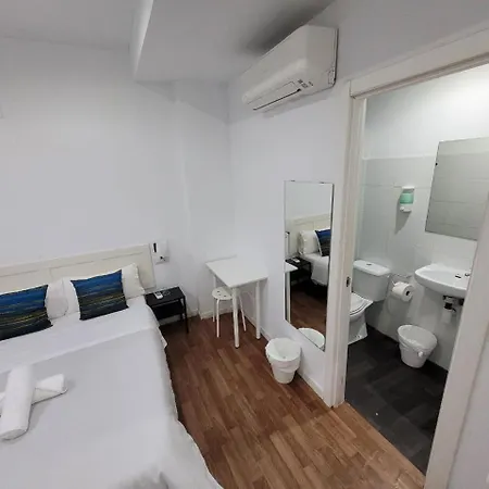 Ayz Frailes - Auto Check-in (adults Only) 3* Μάλαγα