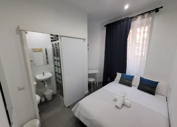 Ayz Frailes - Auto Check-in (adults Only) * Málaga