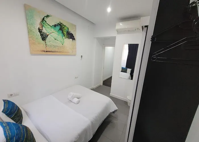 Ayz Frailes - Auto Check-in (adults Only) Hotel *