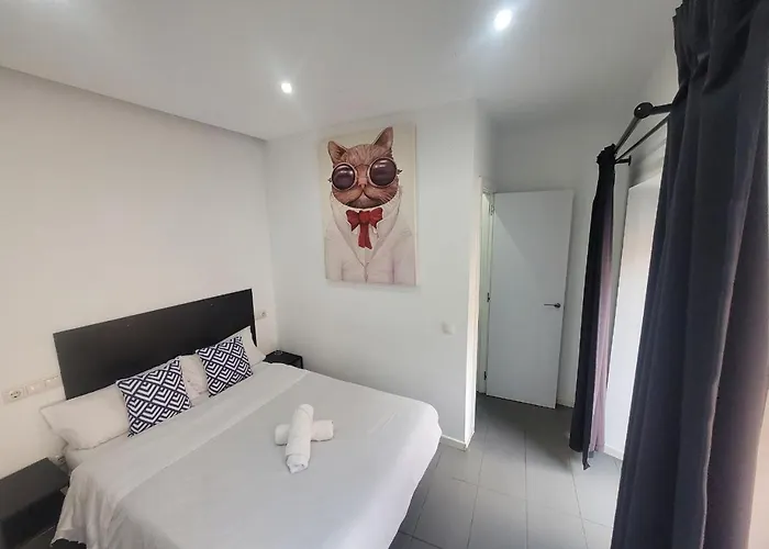 Ayz Frailes - Auto Check-in (adults Only) *