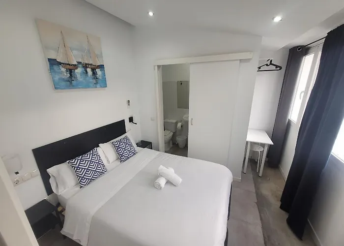 Ayz Frailes - Auto Check-in (adults Only) Málaga