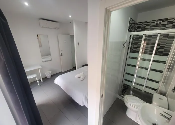 Ayz Frailes - Auto Check-in (adults Only) * Málaga