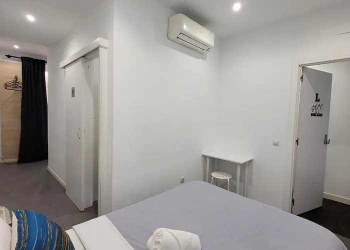 Hotel Ayz Frailes - Auto Check-in (adults Only) Málaga