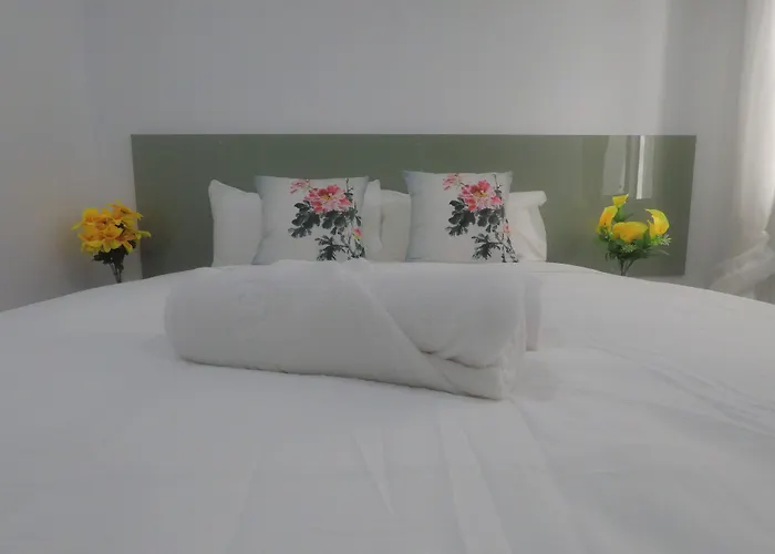 Ayz Frailes - Auto Check-in (adults Only) Hotel Málaga