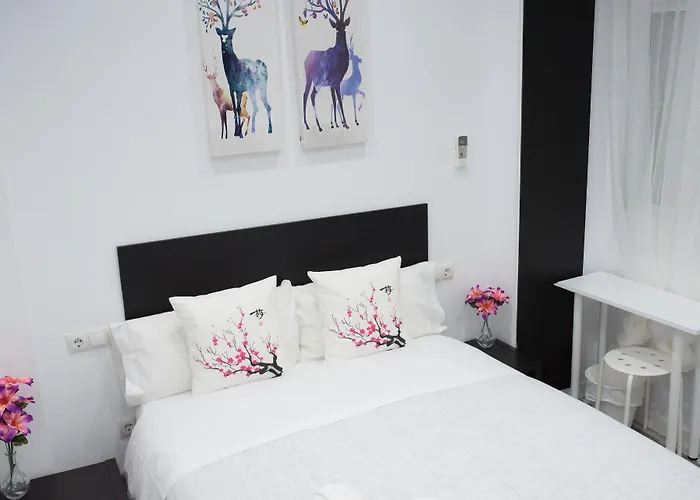 Ayz Frailes - Auto Check-in (adults Only) Málaga